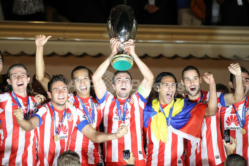 ファルカオが3得点のアトレティコ・マドリード、UEFAスーパーカップ制覇