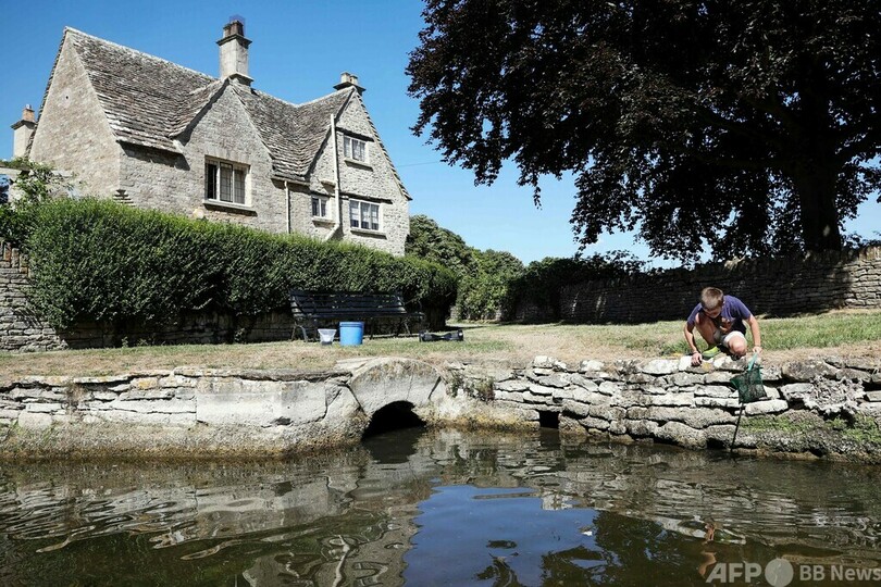 テムズ川の源流枯れる 十数キロ下流に「始点」移動 英国