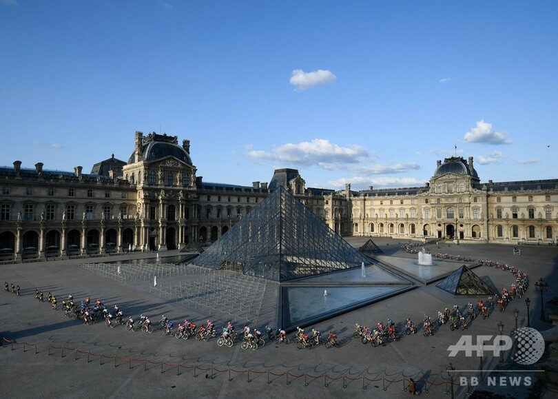 【今日のツール】ベルナル、コロンビア人選手初の総合優勝を飾る