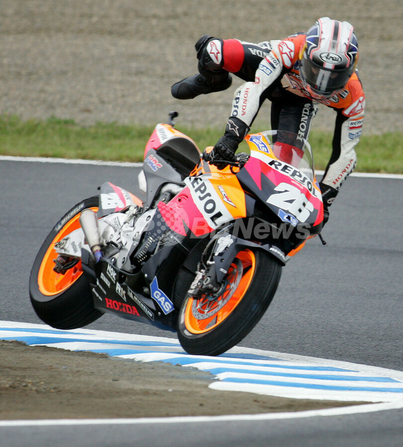 ペドロサ 転倒で無念のリタイアに終わる