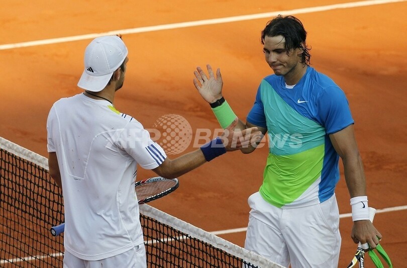 ナダルとソデルリングが決勝進出、全仏オープン