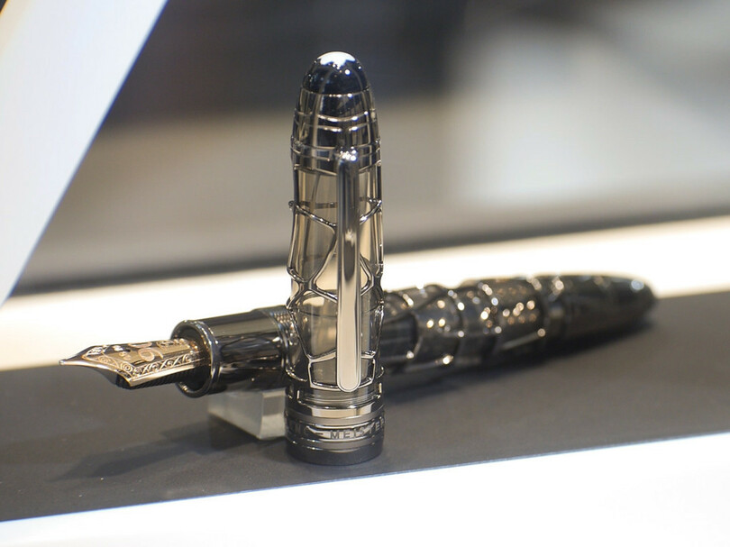 「モンブラン」マイスターシュテック誕生90周年、表参道ヒルズにミニミュージアムオープン