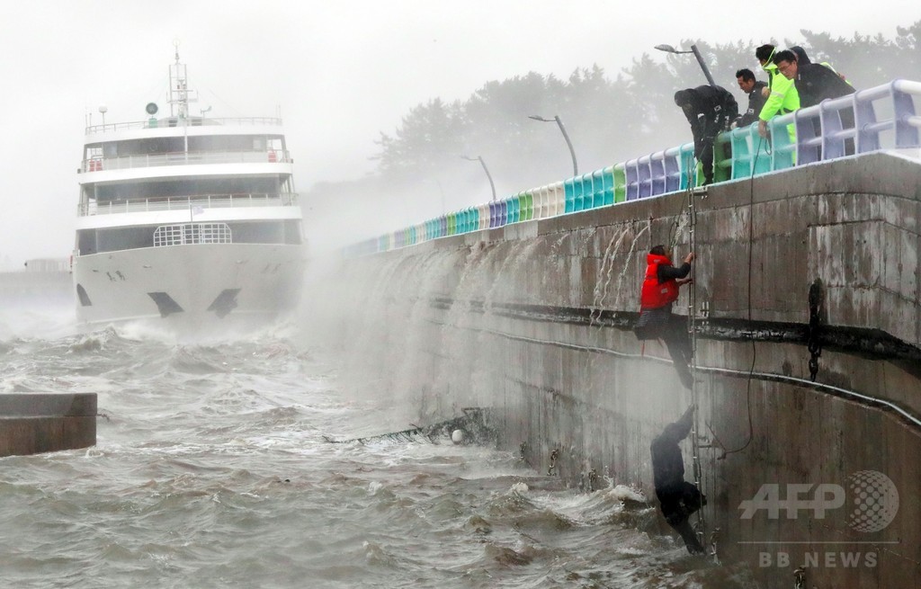 台風18号 韓国南部で猛威 23万世帯停電 釜山映画祭にも影響 写真14枚 国際ニュース Afpbb News