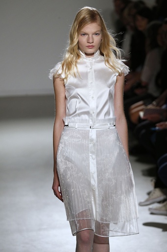 未完成の美しさを表現、「ヴェロニク・ブランキーノ」15年春夏 写真21