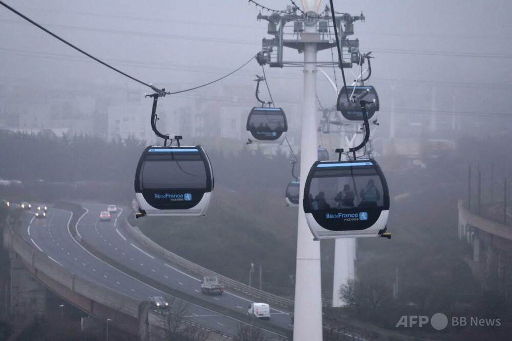 「ゲレンデのよう」 パリ郊外で都市型ケーブルカー開業　写真6枚　国際ニュース：AFPBB News