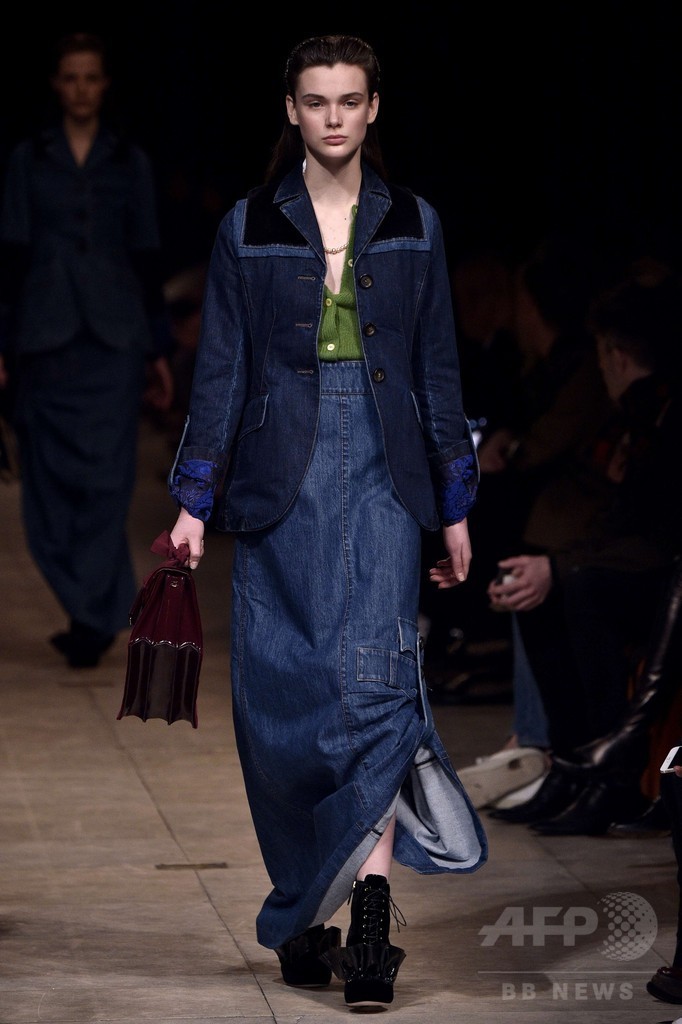 「ミュウミュウ」16/17年秋冬