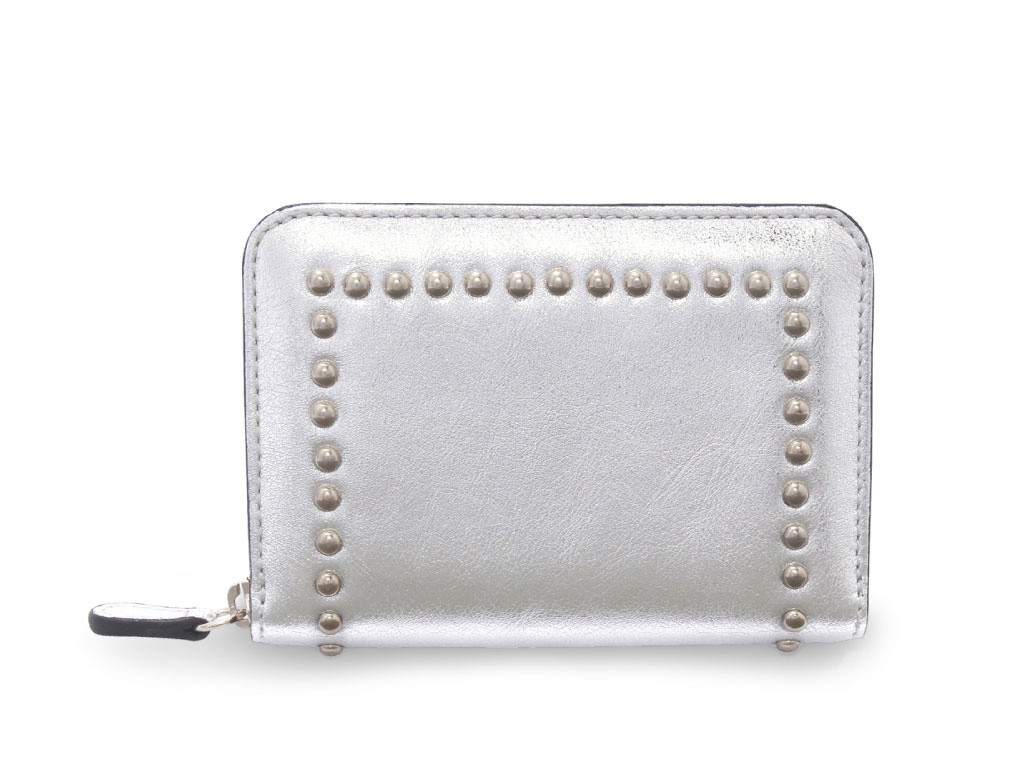 「J&M デヴィッドソン」スタッズあしらったカプセルコレクション