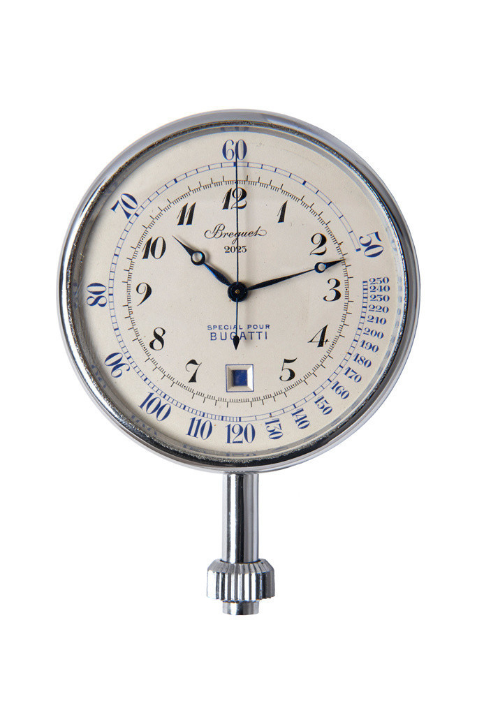 「ブレゲ」ブガッティのためのクロノグラフを展示