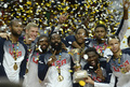 FIBAバスケットボール・ワールドカップ（FIBA Basketball World Cup 2014）決勝、米国対セルビア。優勝を喜ぶ米国の選手（2014年9月14日撮影）。(c)AFP/GERARD JULIEN