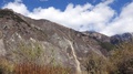 直白村周辺の山肌の状況（2017年11月19日撮影）。(c)CNS/孫翔