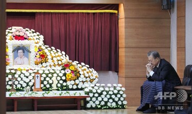 韓国大統領の母親が死去、北朝鮮の金委員長が弔意伝える 写真4枚 国際