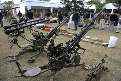 パキスタン首相、タリバン掃討作戦の成果を強調