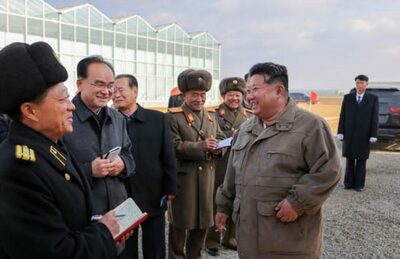 北朝鮮の建設を監視する“規律と財政”ツートップ…金正恩総書記に同行する「ふたりの部長」の役割