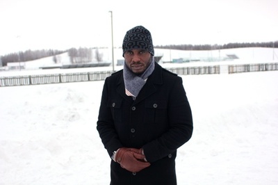 元ナイジェリア代表アモカチ、北欧から黒人指揮官のパイオニア目指す