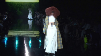 ＜動画＞「タッチミー」開催、ジェイダ、ジェイティら新作を披露