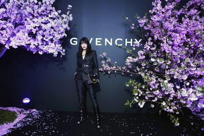 クレア・ワイト・ケラー来日、「ジバンシィ」スペシャルイベント華やかに開催