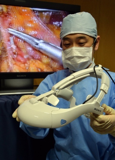 ソニー、頭部装着型の医療用ディスプレー機器販売へ