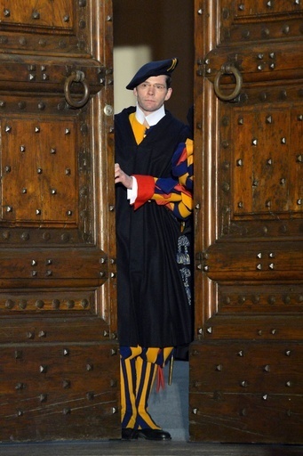 ローマ法王退位、「1人の巡礼者になる」