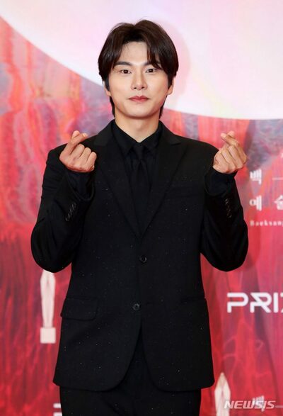 「韓国俳優私生活」暴露したドイツ人、「実はAIで捏造した」と謝罪