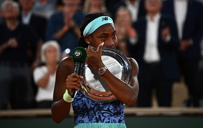 「泣いた自分が嫌」 ガウフ、全仏準Vに涙止まらず