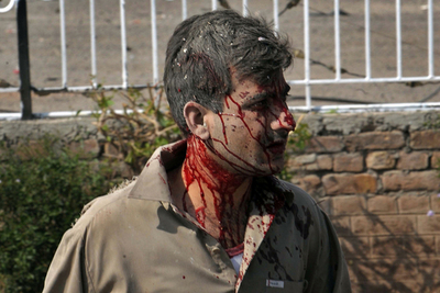 パキスタンで爆弾攻撃相次ぐ、結婚式参列者のバスが地雷で爆破