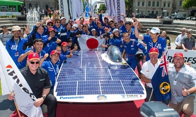 東海大、豪州縦断ソーラーカーレースで3位入賞