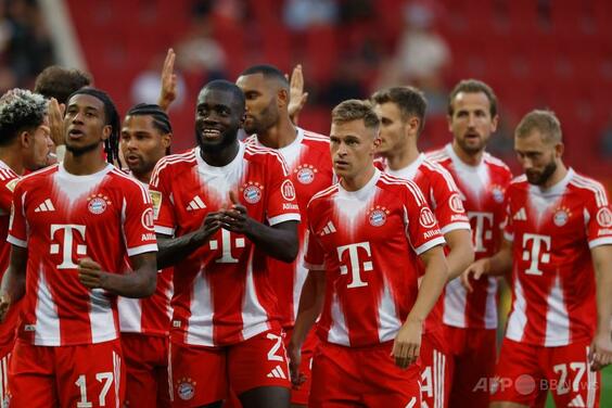 バイエルン開幕2連勝、堂安2G1Aの活躍でフランクフルト快勝