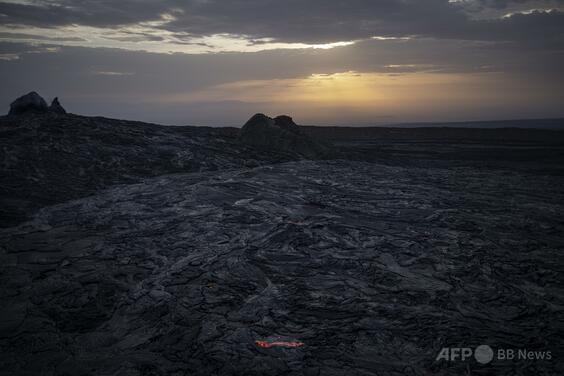 エチオピアの火山、1万2000年ぶりに噴火