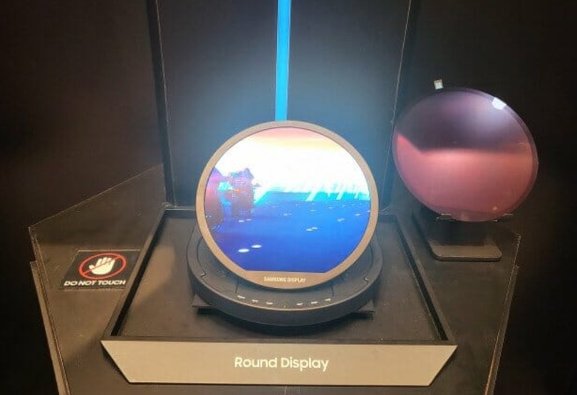 サムスンディスプレーがCES2023で公開した「円形OLED」(c)KOREA WAVE