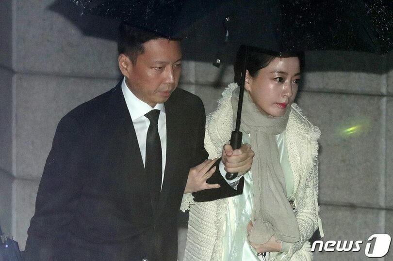 チョン・デソン氏とノ・ヒョンジョン氏(c)news1