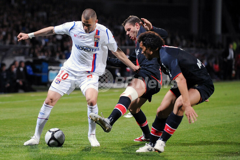 オリンピック・リヨン ホームでパリ・サンジェルマンと引き分ける