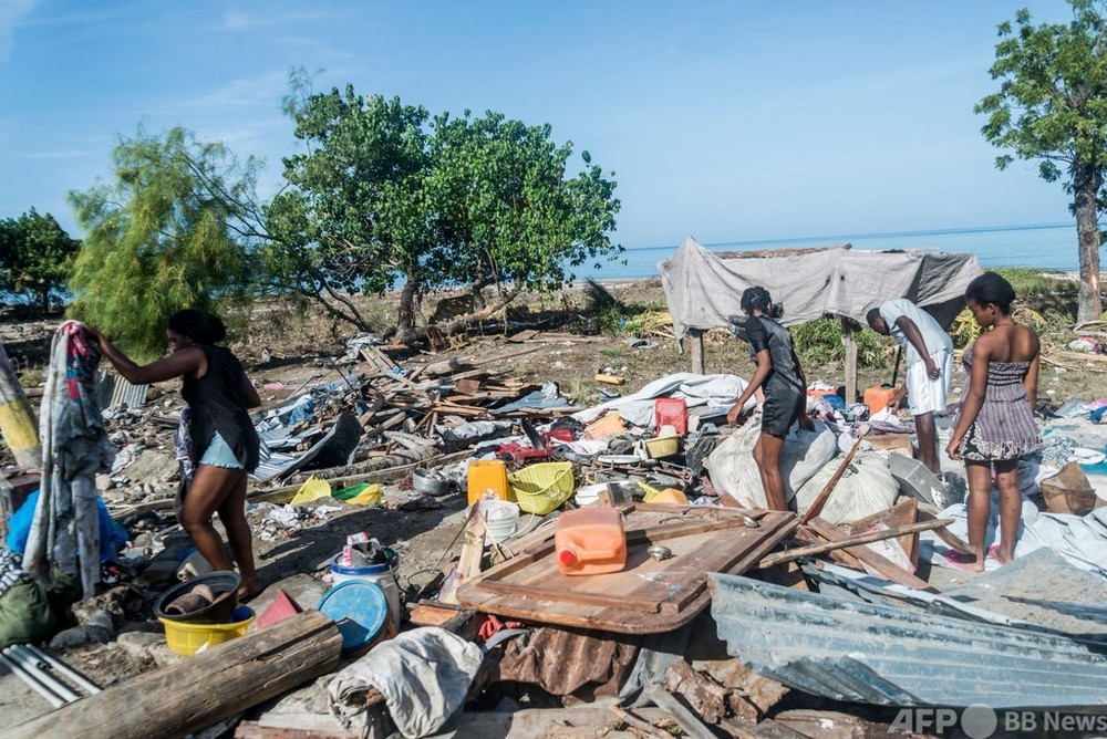 ハイチ地震、死者1400人超に 6900人以上負傷
