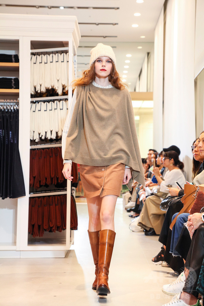 ユニクロ「イネス・ド・ラ・フレサンジュ」新コレクション