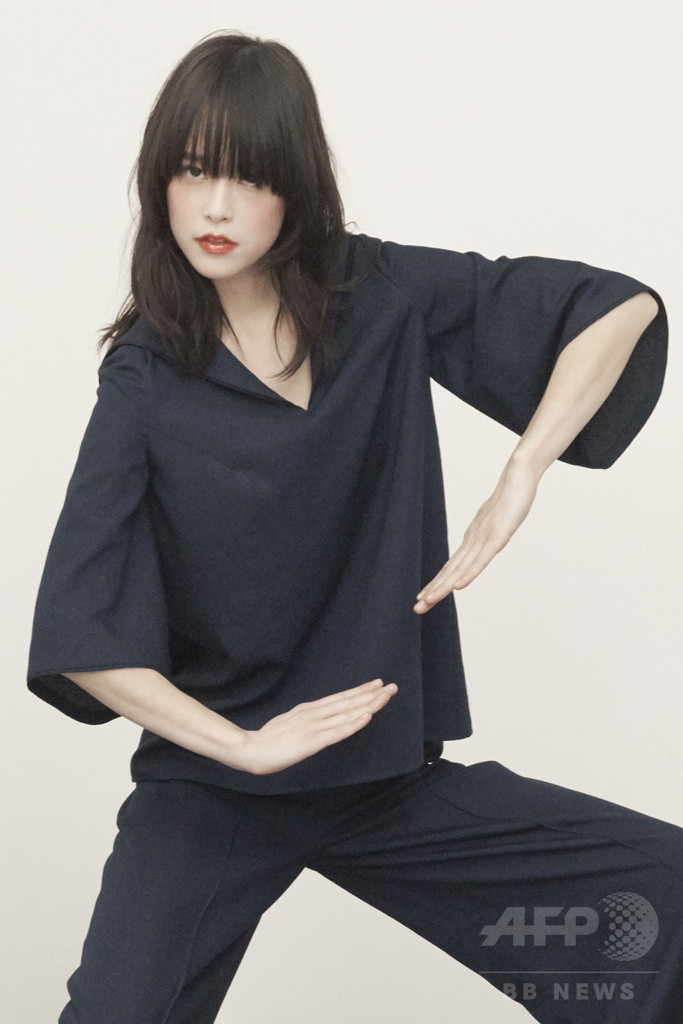 「ケンゾー」女性の美と強さみなぎる16年プレフォール