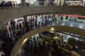 ブラジル・サンパウロ（Sao Paulo）の地下鉄セ（Se）駅、夕方のラッシュアワーは東京も顔負けの大混雑だ（2012年6月6日撮影）。(c)AFP/Yasuyoshi Chiba