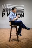 韓国ソウルにある自身のレコードレーベル「P NATION」のスタジオでAFPのインタビューに応じるPSY（2022年5月27日撮影）。(c)ANTHONY WALLACE / AFP