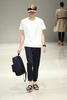 15年春夏「メルセデス・ベンツ ファッション・ウィーク 東京（Mercedes-Benz Fashion Week TOKYO）」で新作を発表したミスター・ジェントルマン（MR.GENTLEMAN）（2014年10月18日撮影）。(c)AFPBB News/JFWO/MBFWT