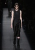 米ニューヨーク市内で発表された「アレキサンダー ワン（Alexander Wang）」15/16年秋冬コレクション（2015年2月14日撮影）。(c)AFP/Getty Images/Neilson Barnard