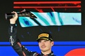24F1第18戦シンガポールGP決勝。表彰式に臨むレッドブルのマックス・フェルスタッペン（2024年9月22日撮影）。(c)MOHD RASFAN/AFP