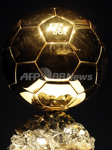 FIFAバロンドール候補発表、メッシら23名 写真1枚 国際ニュース：AFPBB