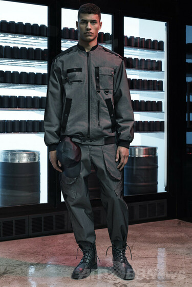 ワークウェアからインスパイア、「アレキサンダー ワン」15年春夏