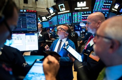 ナスダック、初の9000台 アマゾンなどIT大手けん引