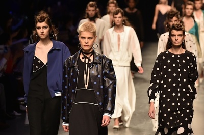 「アンテプリマ」17年春夏