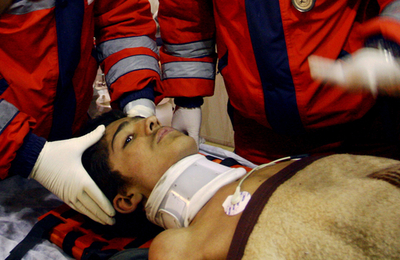 トルコ大地震、108時間ぶりに12歳少年を救出 犠牲者は570人に