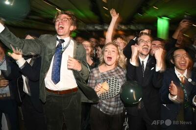 スウェーデン総選挙、左派野党が僅差で勝利 首相は辞任表明