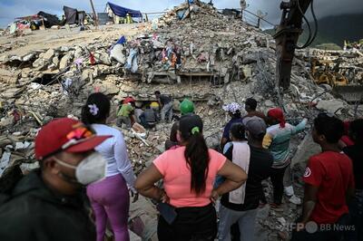 ベネズエラ地震の死者6千人超 いまだ被害の全容不明
