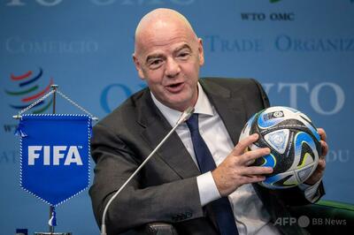 批判受けるインファンティーノ氏、FIFA会長選への立候補を表明
