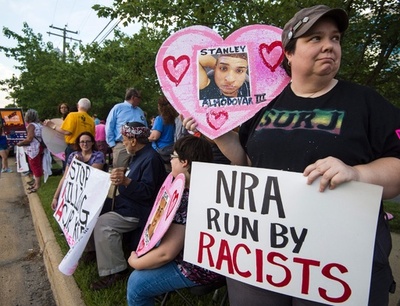 米上院、銃規制4法案を否決　オーランド乱射事件後も規制進まず