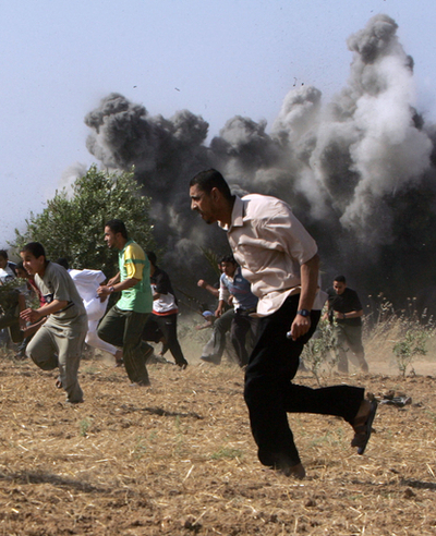 イスラエルによるガザ地区への空爆、9日目に突入