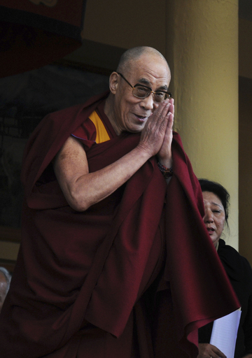 ダライ・ラマ14世の政治引退を受け入れ、チベット亡命政府議会